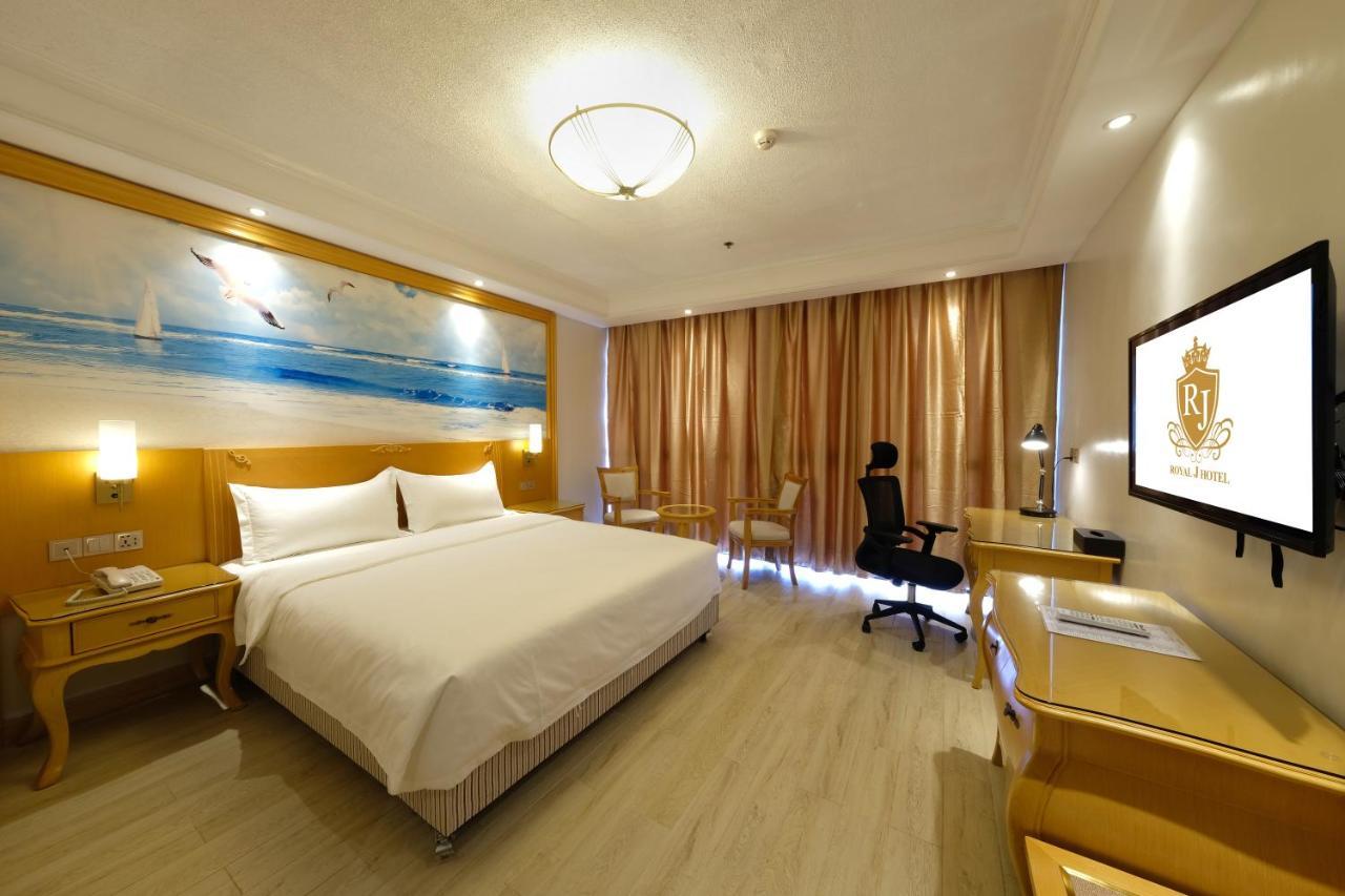 Royal J Hotel Cebu Exterior photo